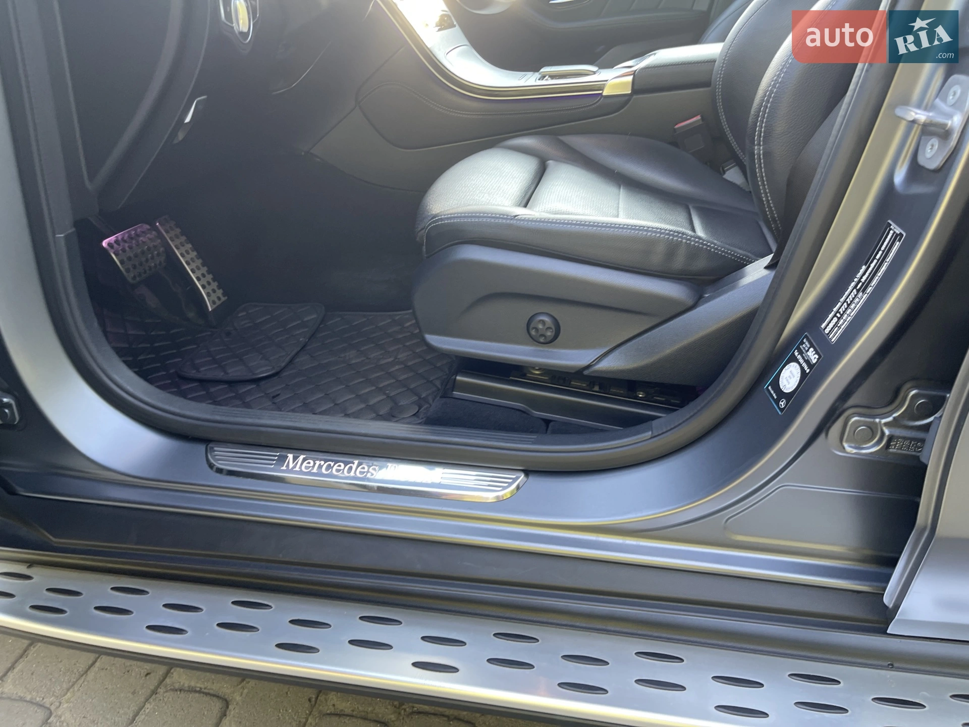 2020 Mercedes-Benz GLC - мініатюра 125