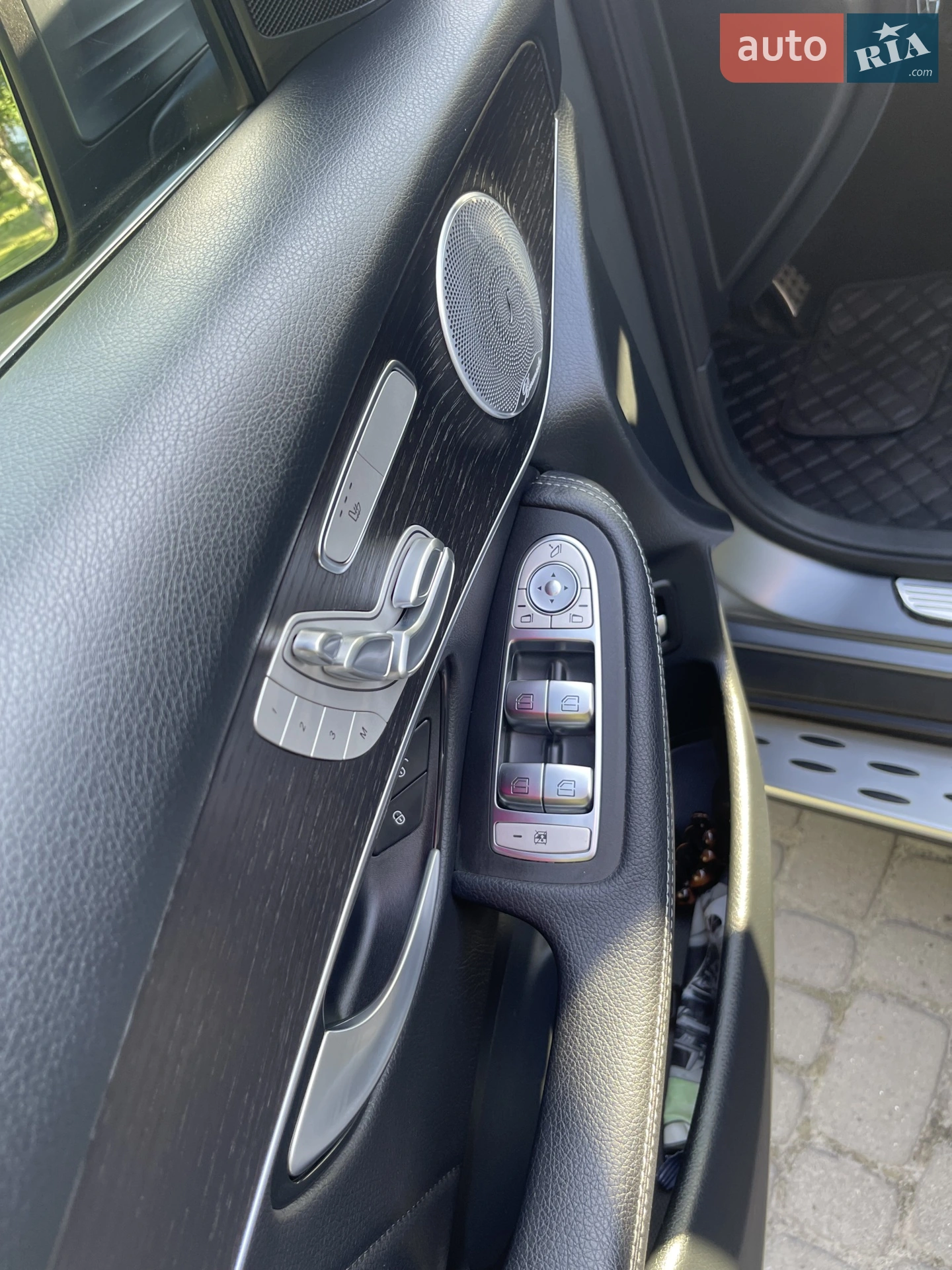 2020 Mercedes-Benz GLC - мініатюра 160