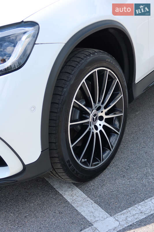Внедорожник / Кроссовер Mercedes-Benz GLC-Class 2019 в Киеве