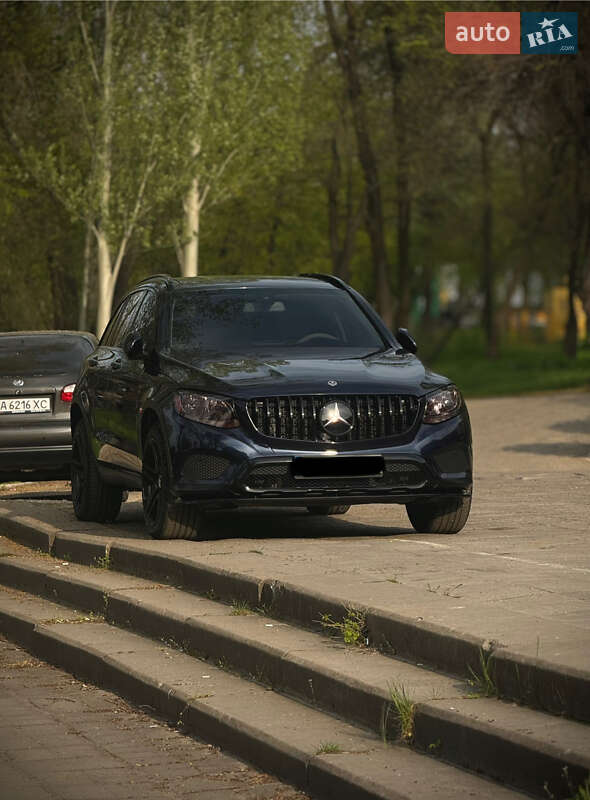 Mercedes-Benz GLC-Class 2016