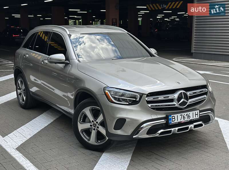 Mercedes-Benz GLC-Class 2021