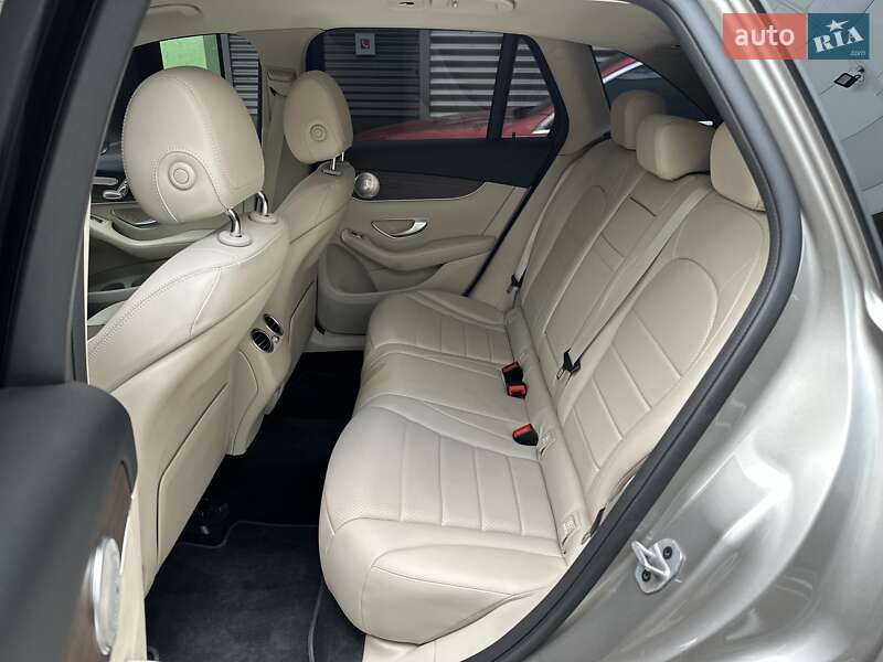Внедорожник / Кроссовер Mercedes-Benz GLC-Class 2021 в Киеве