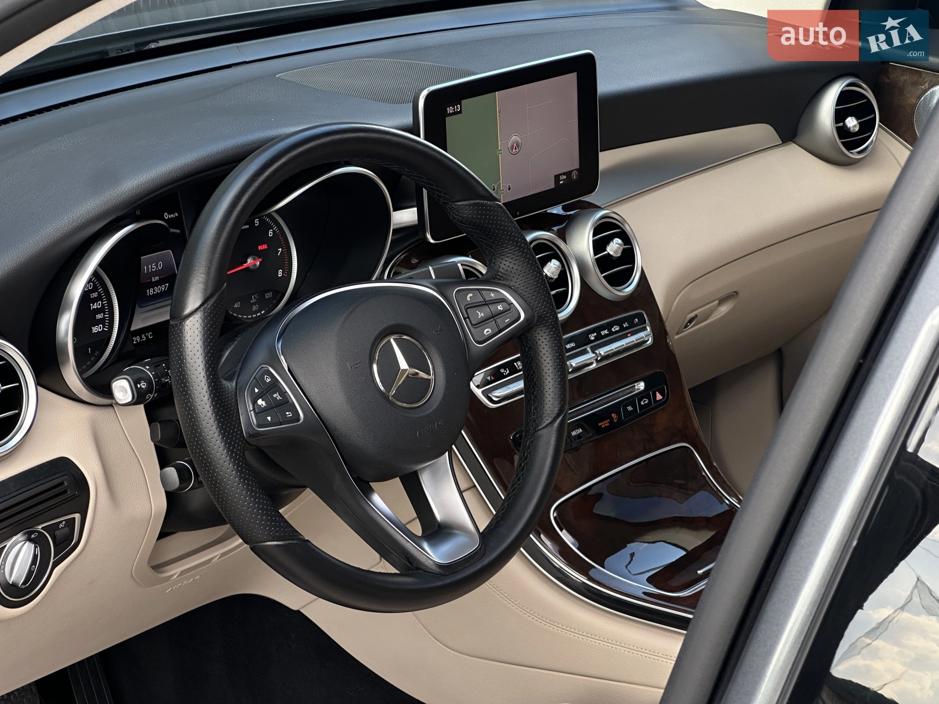 2017 Mercedes-Benz GLC - мініатюра 32