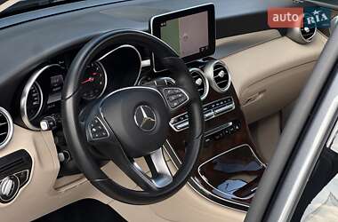 Внедорожник / Кроссовер Mercedes-Benz GLC-Class 2017 в 