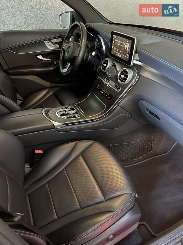 Внедорожник / Кроссовер Mercedes-Benz GLC-Class 2017 в Киеве