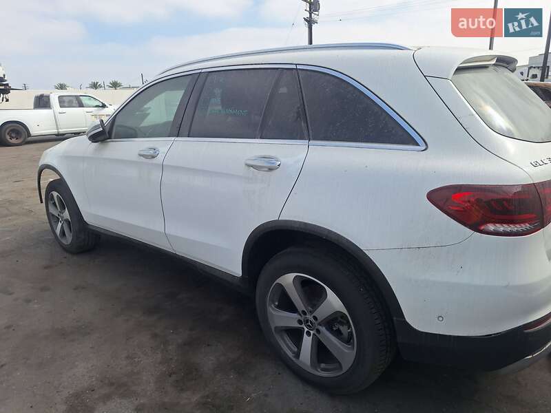 Mercedes-Benz GLC-Class 2022