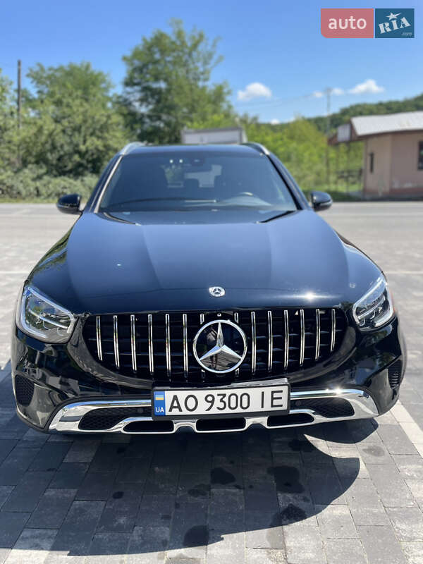 Внедорожник / Кроссовер Mercedes-Benz GLC-Class 2020 в Ужгороде
