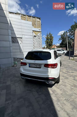 Внедорожник / Кроссовер Mercedes-Benz GLC-Class 2017 в 
