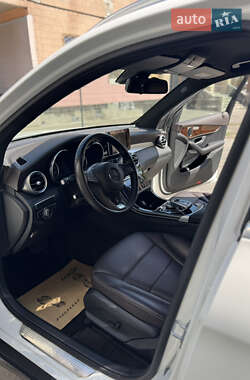 Внедорожник / Кроссовер Mercedes-Benz GLC-Class 2017 в 