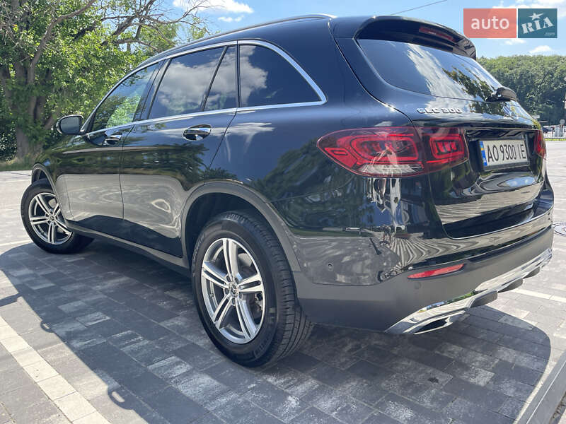 Внедорожник / Кроссовер Mercedes-Benz GLC-Class 2020 в Ужгороде