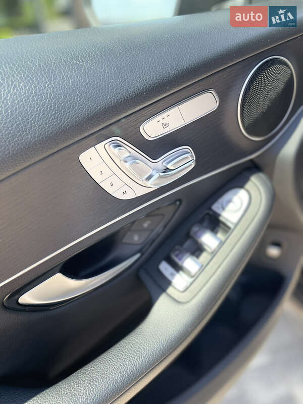 Внедорожник / Кроссовер Mercedes-Benz GLC-Class 2020 в Ужгороде