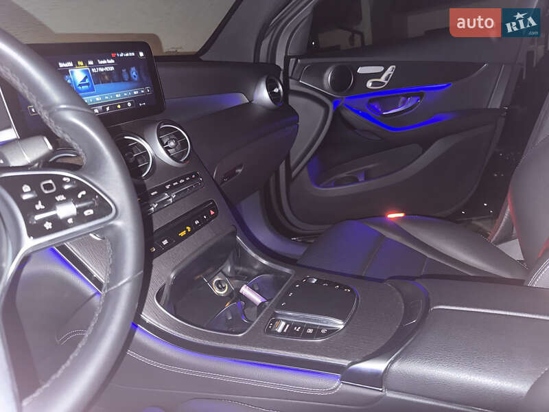 Внедорожник / Кроссовер Mercedes-Benz GLC-Class 2020 в Ужгороде