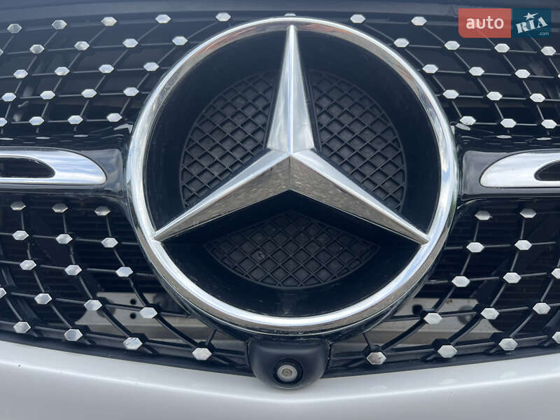 Внедорожник / Кроссовер Mercedes-Benz GLC-Class 2015 в Киеве
