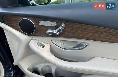 Внедорожник / Кроссовер Mercedes-Benz GLC-Class 2022 в 