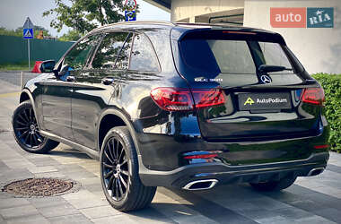 Внедорожник / Кроссовер Mercedes-Benz GLC-Class 2021 в 