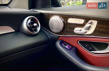 Внедорожник / Кроссовер Mercedes-Benz GLC-Class 2021 в 