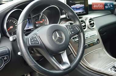 Внедорожник / Кроссовер Mercedes-Benz GLC-Class 2017 в 