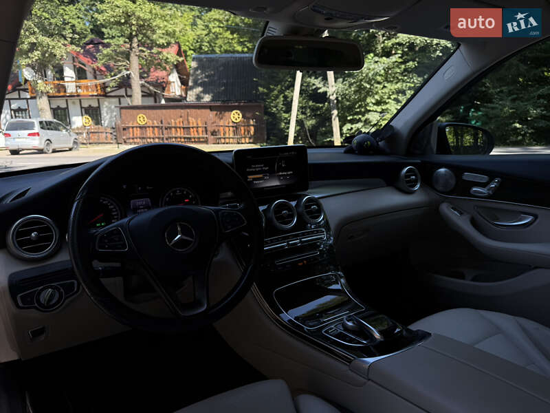 Внедорожник / Кроссовер Mercedes-Benz GLC-Class 2016 в Дрогобыче
