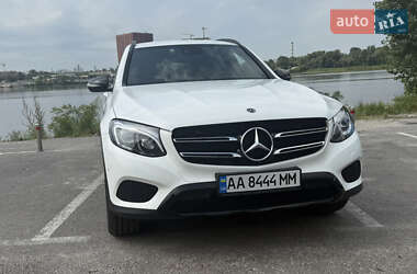 Внедорожник / Кроссовер Mercedes-Benz GLC-Class 2017 в 