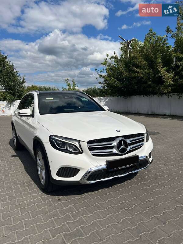 Mercedes-Benz GLC-Class 2016
