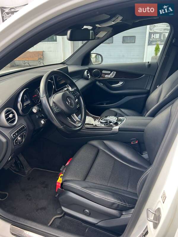 Внедорожник / Кроссовер Mercedes-Benz GLC-Class 2016 в Виннице