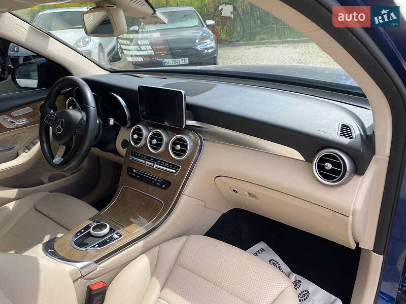 Внедорожник / Кроссовер Mercedes-Benz GLC-Class 2017 в Львове фото 9 Внедорожник / Кроссовер Mercedes-Benz GLC-Class 2017 в Львове
