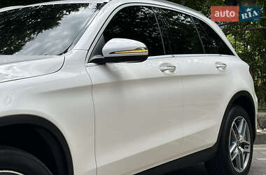 Внедорожник / Кроссовер Mercedes-Benz GLC-Class 2018 в 