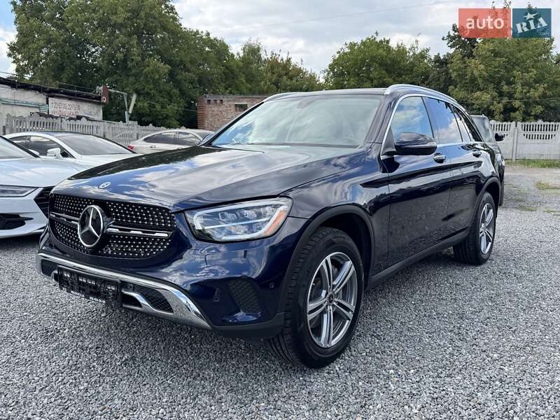 Mercedes-Benz GLC-Class 2021