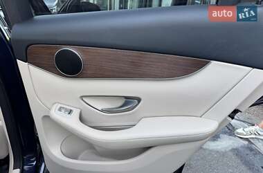 Внедорожник / Кроссовер Mercedes-Benz GLC-Class 2021 в 