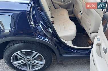 Внедорожник / Кроссовер Mercedes-Benz GLC-Class 2021 в 