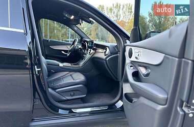 Внедорожник / Кроссовер Mercedes-Benz GLC-Class 2021 в 
