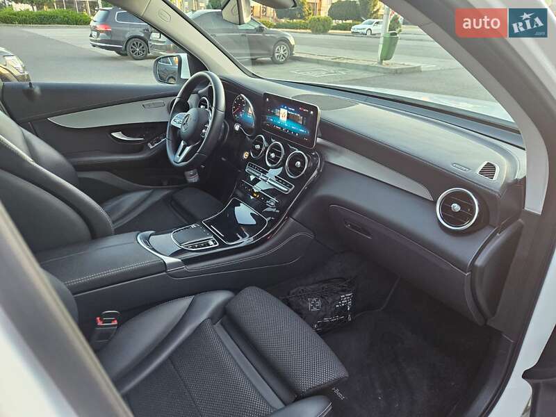Внедорожник / Кроссовер Mercedes-Benz GLC-Class 2019 в Мукачево фото 8 Внедорожник / Кроссовер Mercedes-Benz GLC-Class 2019 в Мукачево