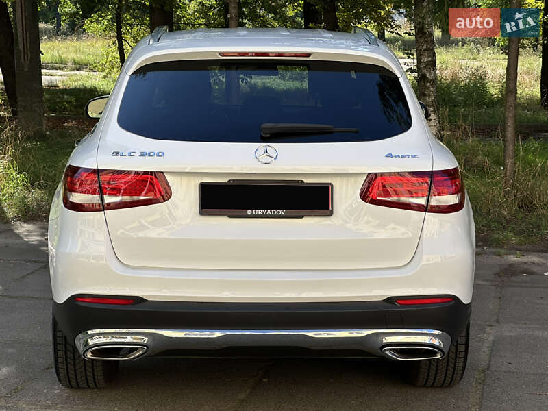Внедорожник / Кроссовер Mercedes-Benz GLC-Class 2019 в Киеве