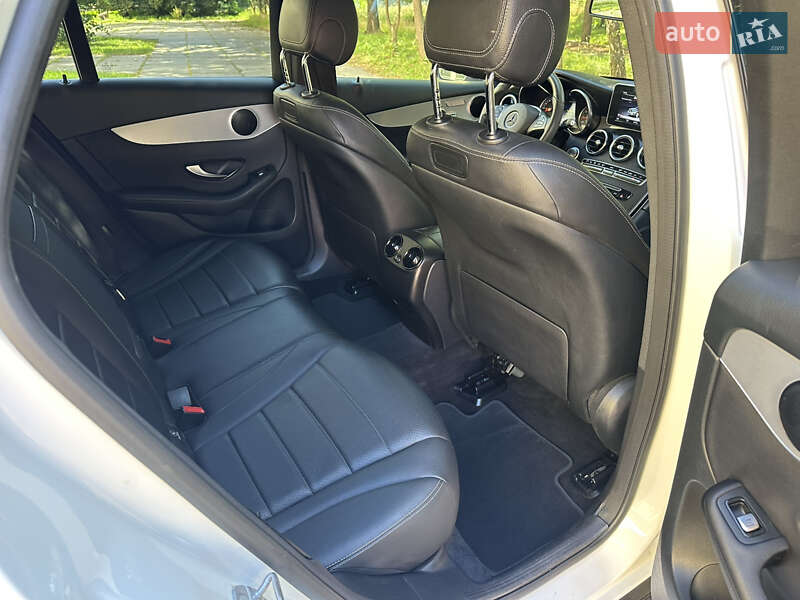 Внедорожник / Кроссовер Mercedes-Benz GLC-Class 2019 в Киеве