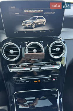 Внедорожник / Кроссовер Mercedes-Benz GLC-Class 2015 в 
