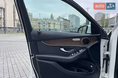Внедорожник / Кроссовер Mercedes-Benz GLC-Class 2019 в 