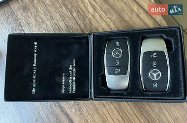 Внедорожник / Кроссовер Mercedes-Benz GLC-Class 2019 в 
