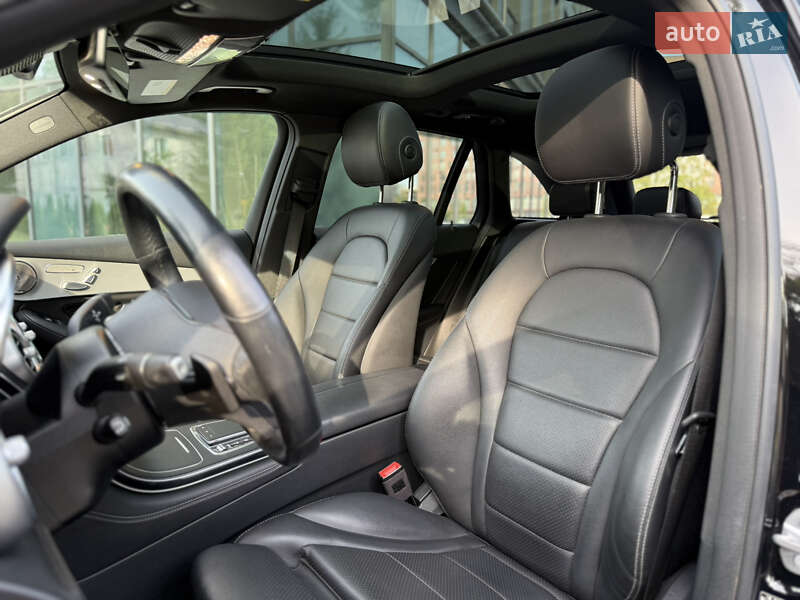 Внедорожник / Кроссовер Mercedes-Benz GLC-Class 2019 в Львове фото 31 Внедорожник / Кроссовер Mercedes-Benz GLC-Class 2019 в Львове