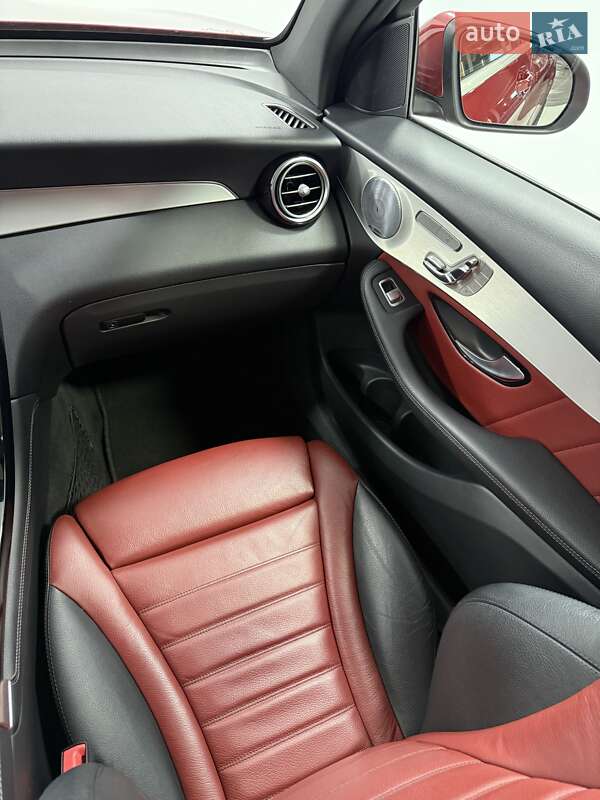 Позашляховик / Кросовер Mercedes-Benz GLC-Class 2018 в Одесі фото 24 Позашляховик / Кросовер Mercedes-Benz GLC-Class 2018 в Одесі