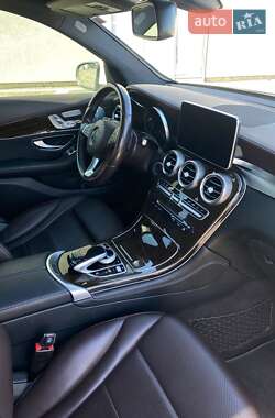 Внедорожник / Кроссовер Mercedes-Benz GLC-Class 2017 в 