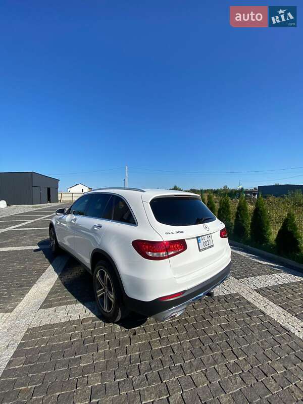 Внедорожник / Кроссовер Mercedes-Benz GLC-Class 2017 в Хусте фото 9 Внедорожник / Кроссовер Mercedes-Benz GLC-Class 2017 в Хусте