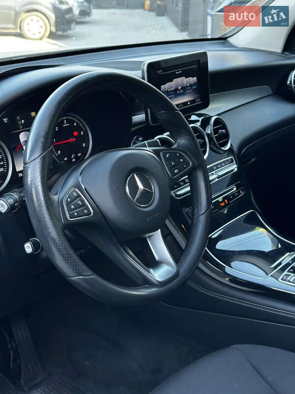 Внедорожник / Кроссовер Mercedes-Benz GLC-Class 2017 в Львове фото 8 Внедорожник / Кроссовер Mercedes-Benz GLC-Class 2017 в Львове