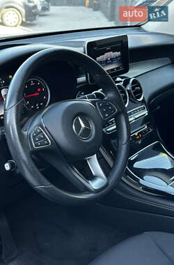 Внедорожник / Кроссовер Mercedes-Benz GLC-Class 2017 в 