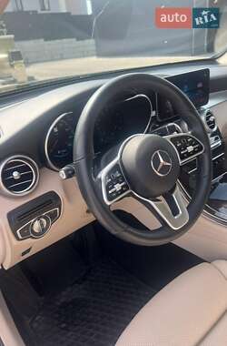 Внедорожник / Кроссовер Mercedes-Benz GLC-Class 2020 в 