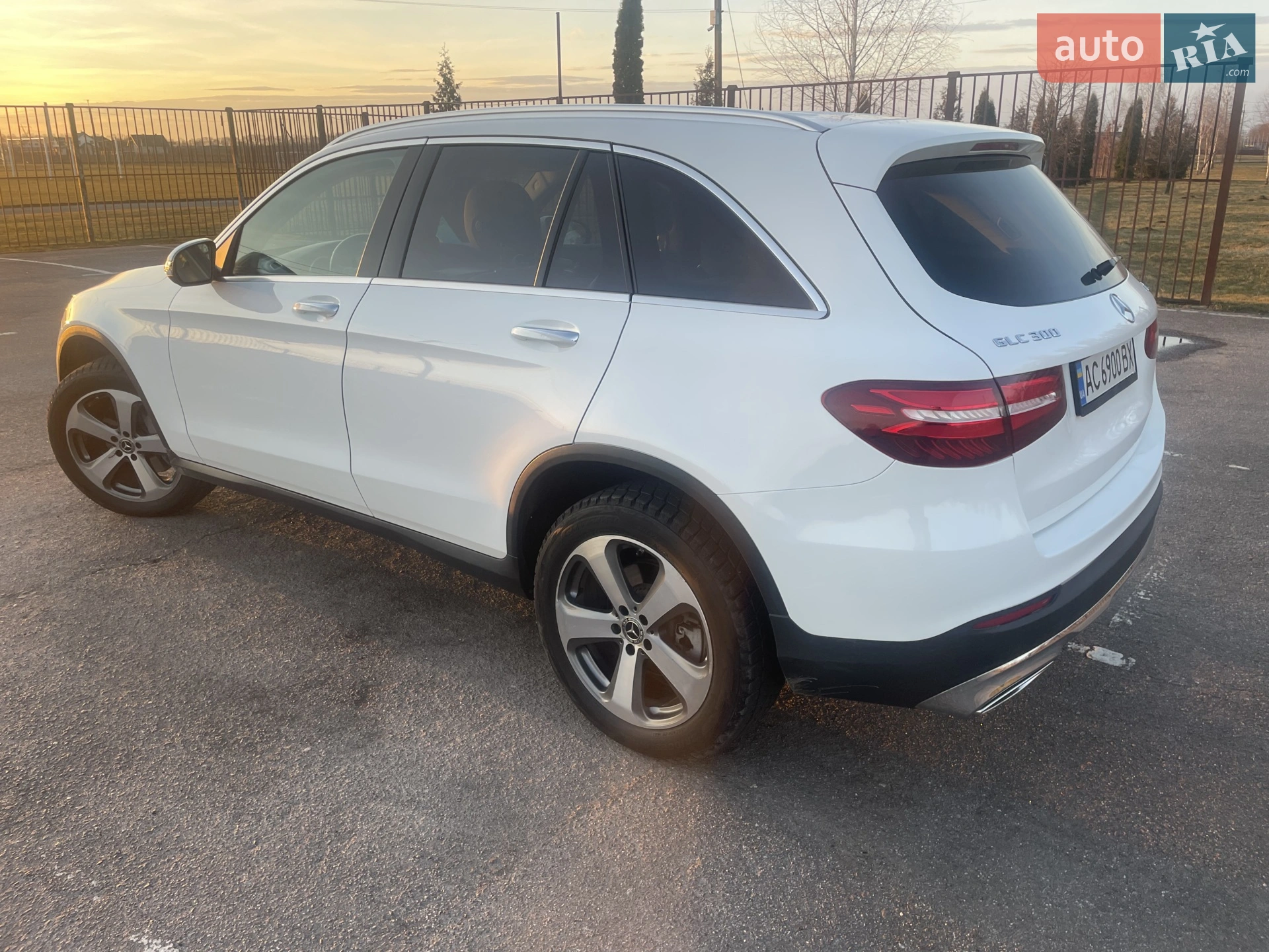 2017 Mercedes-Benz GLC - мініатюра 9