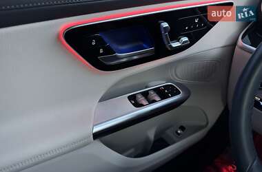 Внедорожник / Кроссовер Mercedes-Benz GLC-Class 2023 в 