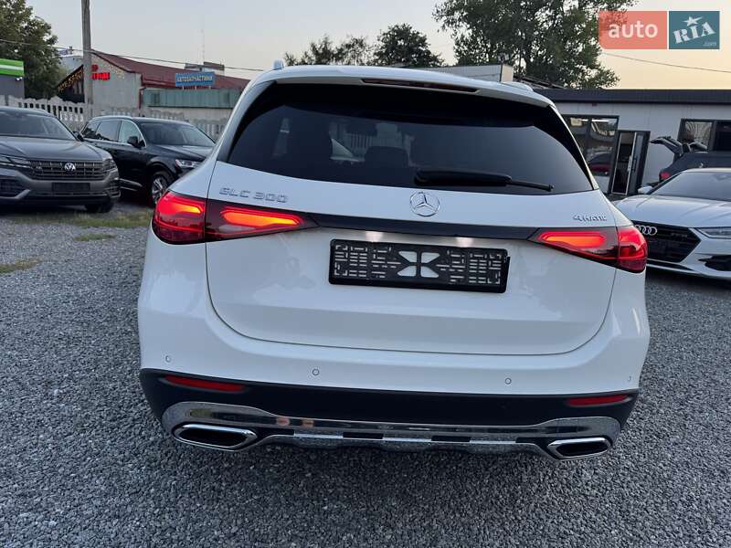 Внедорожник / Кроссовер Mercedes-Benz GLC-Class 2023 в Тернополе