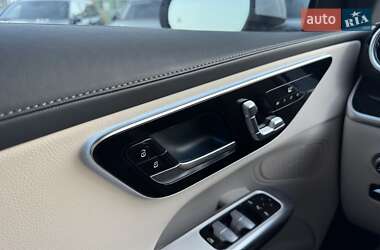 Внедорожник / Кроссовер Mercedes-Benz GLC-Class 2023 в 