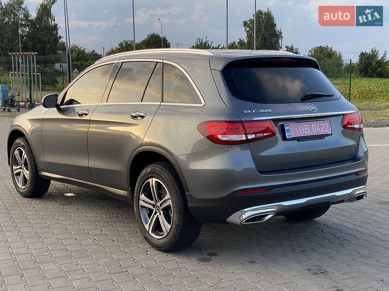 Внедорожник / Кроссовер Mercedes-Benz GLC-Class 2019 в Луцке