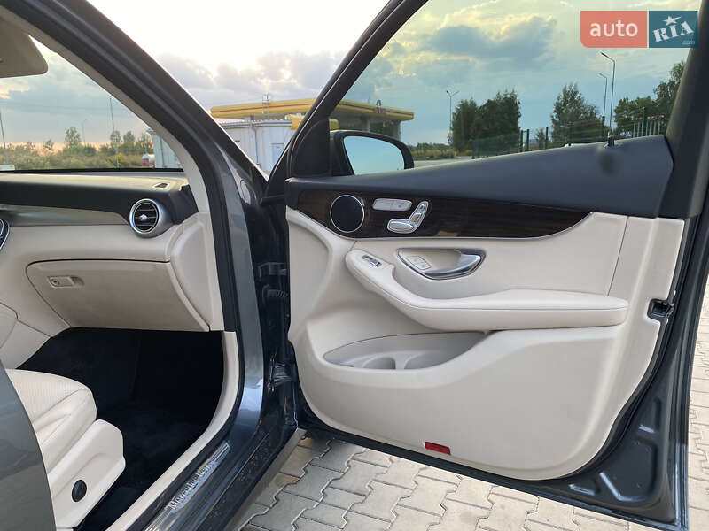 Внедорожник / Кроссовер Mercedes-Benz GLC-Class 2019 в Луцке